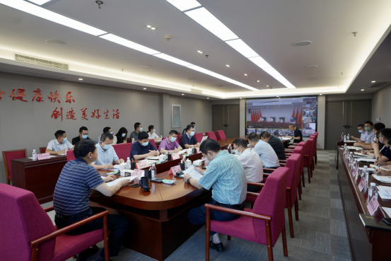四川尊龙凯时集团召开疫情防控工作领导小组2022年第3次会议 集团党委书记、董事长、疫情防控工作领导小组第一组长任丁主持会议并讲话